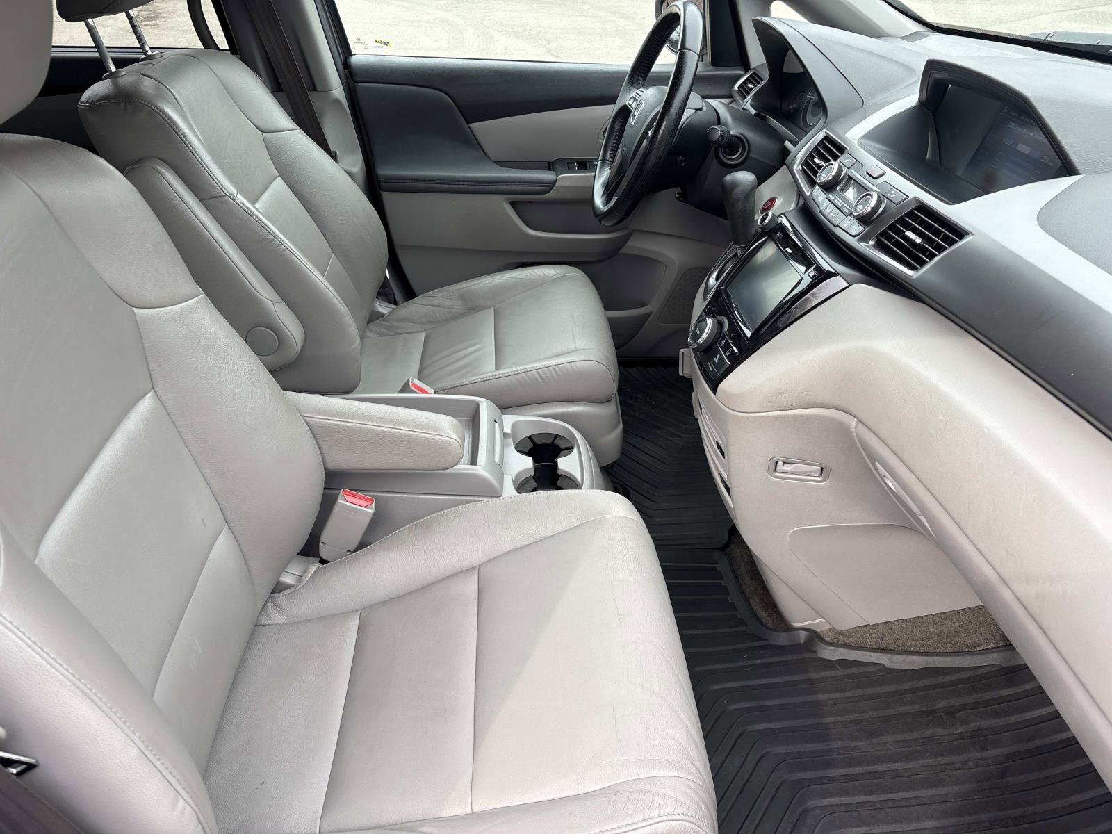 Used 2015 Honda Odyssey EX-L image 33