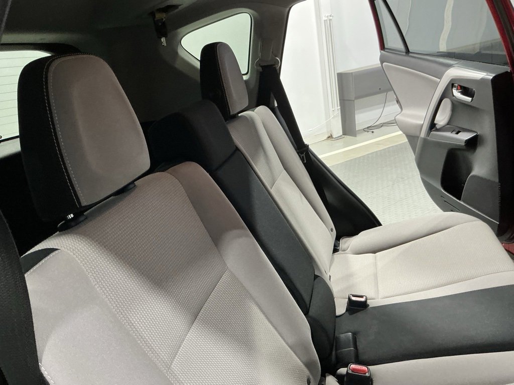 Used 2017 Toyota RAV4 XLE image 16