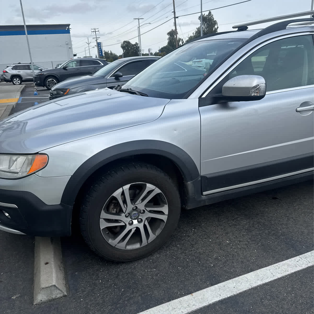 Used 2015 Volvo XC70 3.2 Premier AWD/4WD image 2