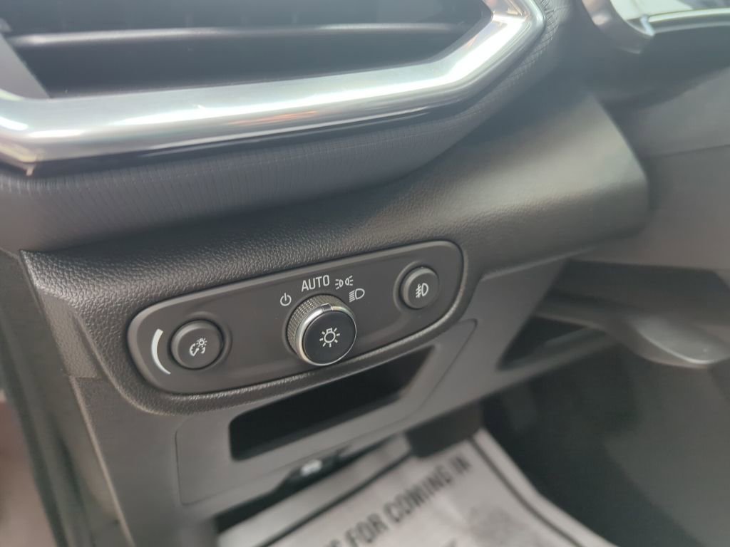 Used 2023 Chevrolet TrailBlazer LT w/ Convenience Package image 25