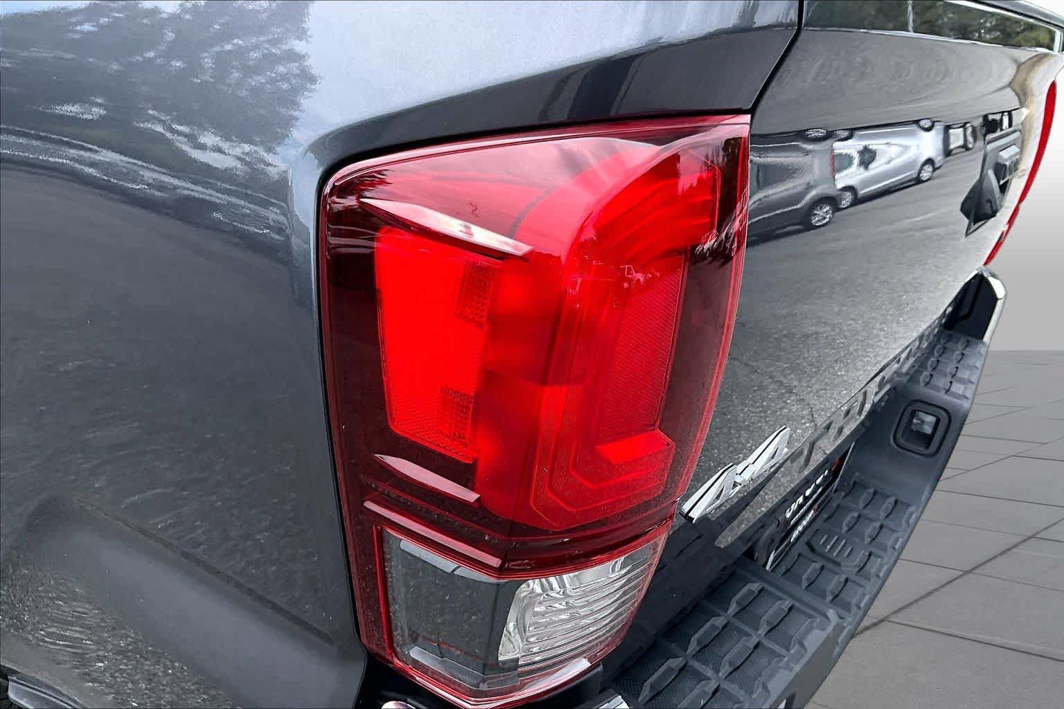 Used 2023 Toyota Tacoma SR5 AWD/4WD image 55