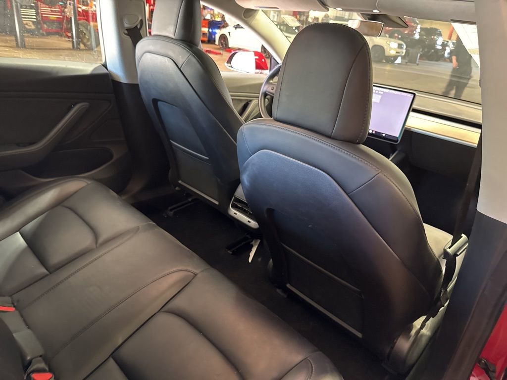 Used 2018 Tesla Model 3 Long Range image 15