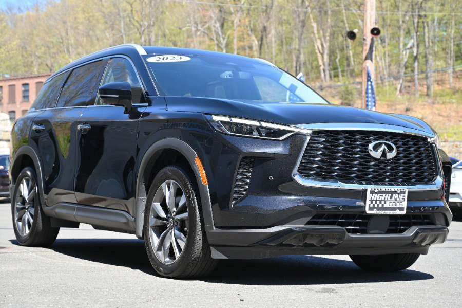 Used 2023 INFINITI QX60 Luxe w/ Cargo Package AWD/4WD image 9