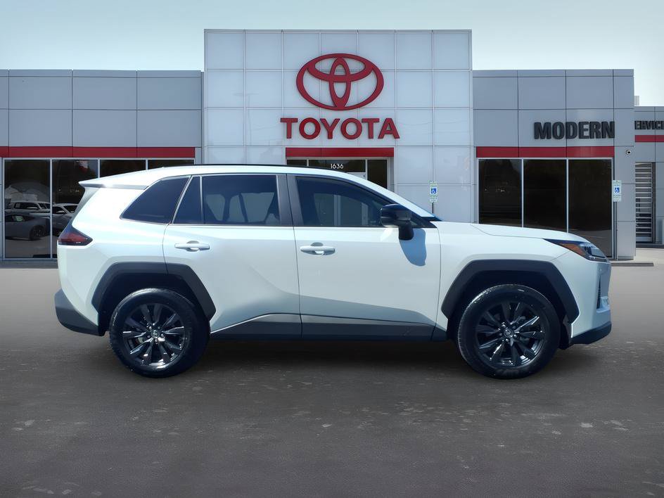 Used 2026 Toyota RAV4 XLE Premium AWD/4WD image 8