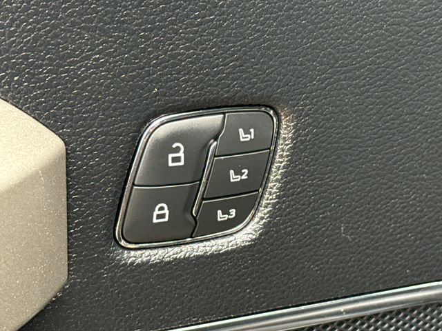 Used 2020 Ford F350 Lariat w/ Lariat Ultimate Package AWD/4WD image 21