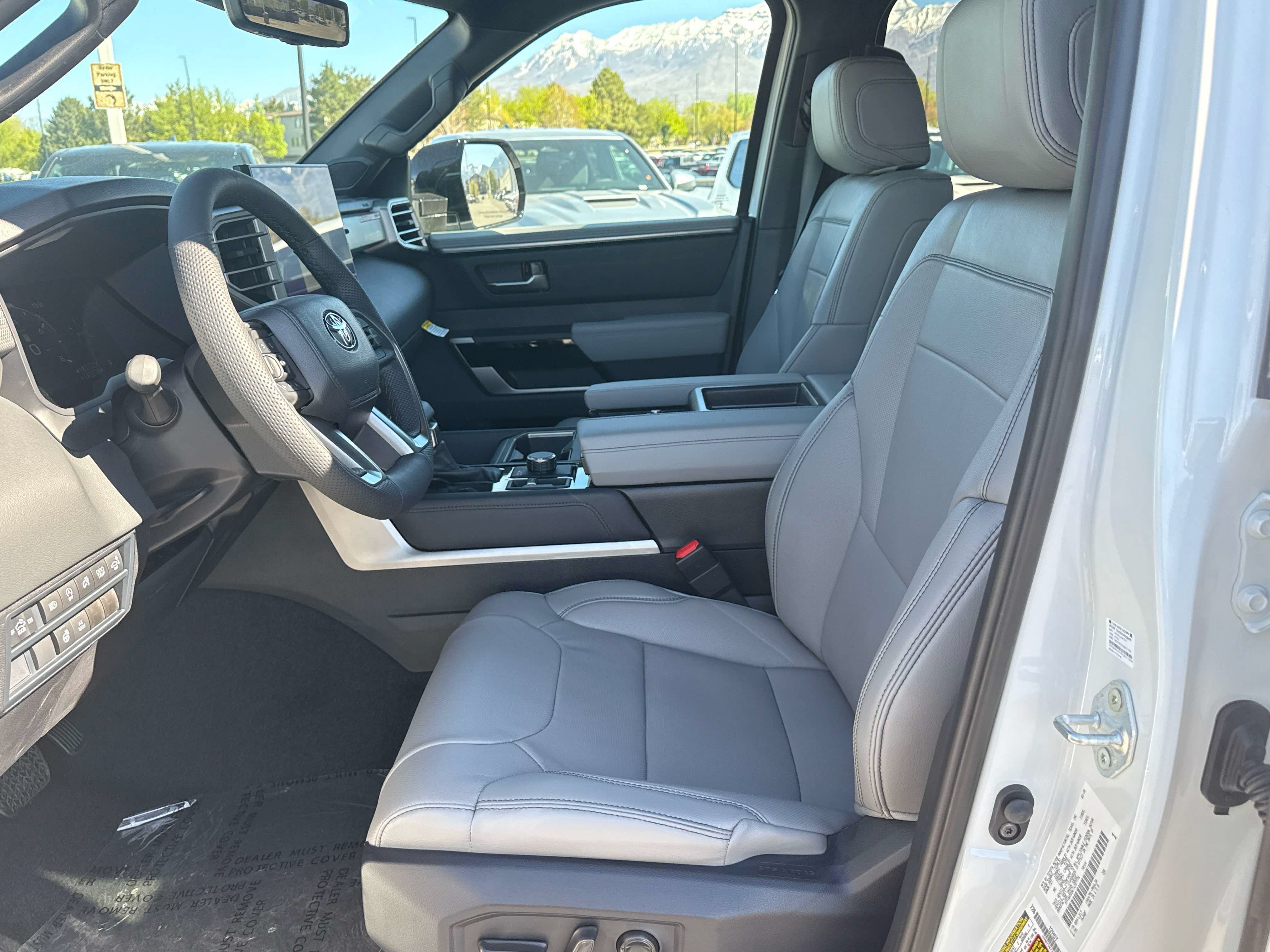 New 2026 Toyota Tundra Limited AWD/4WD image 8