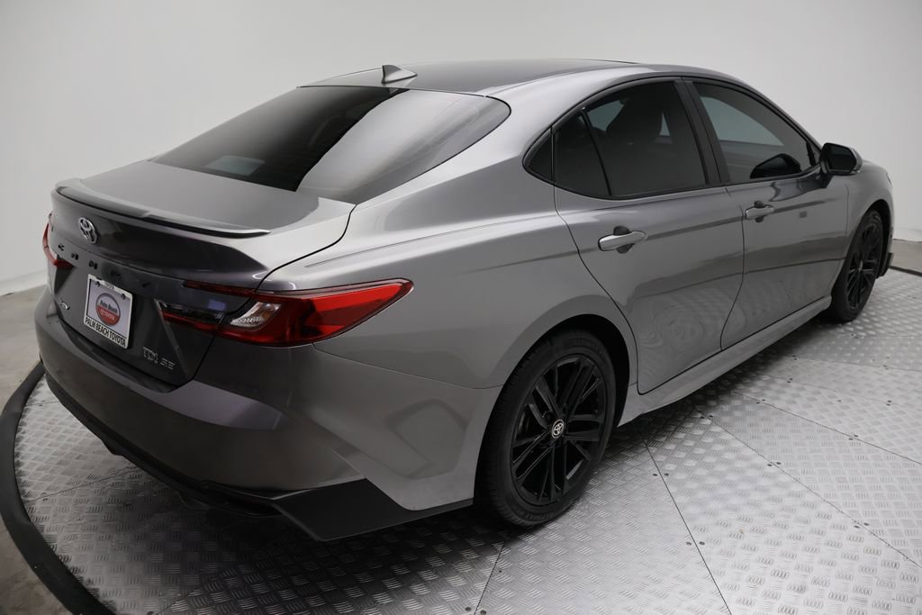 Certified 2025 Toyota Camry SE w/ Convenience Package image 8