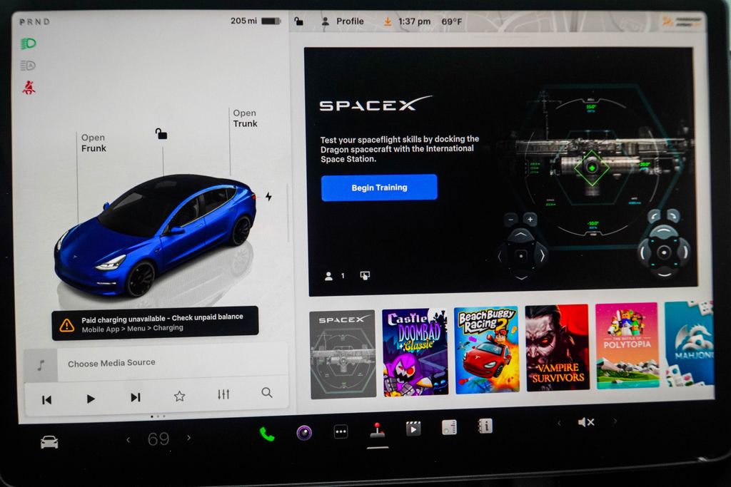 Used 2023 Tesla Model 3 Performance AWD/4WD image 22