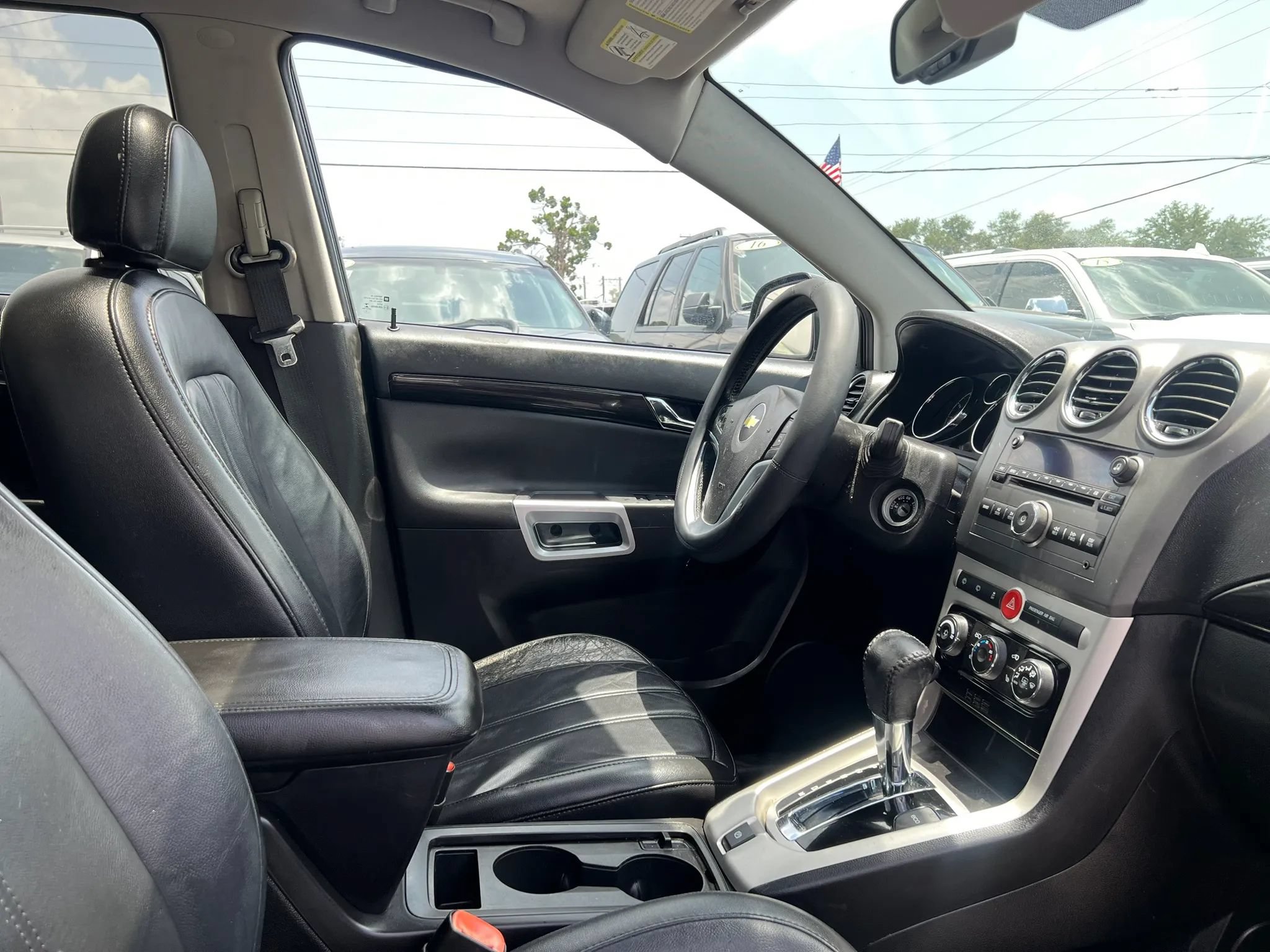 Used 2014 Chevrolet Captiva Sport LTZ FWD image 16