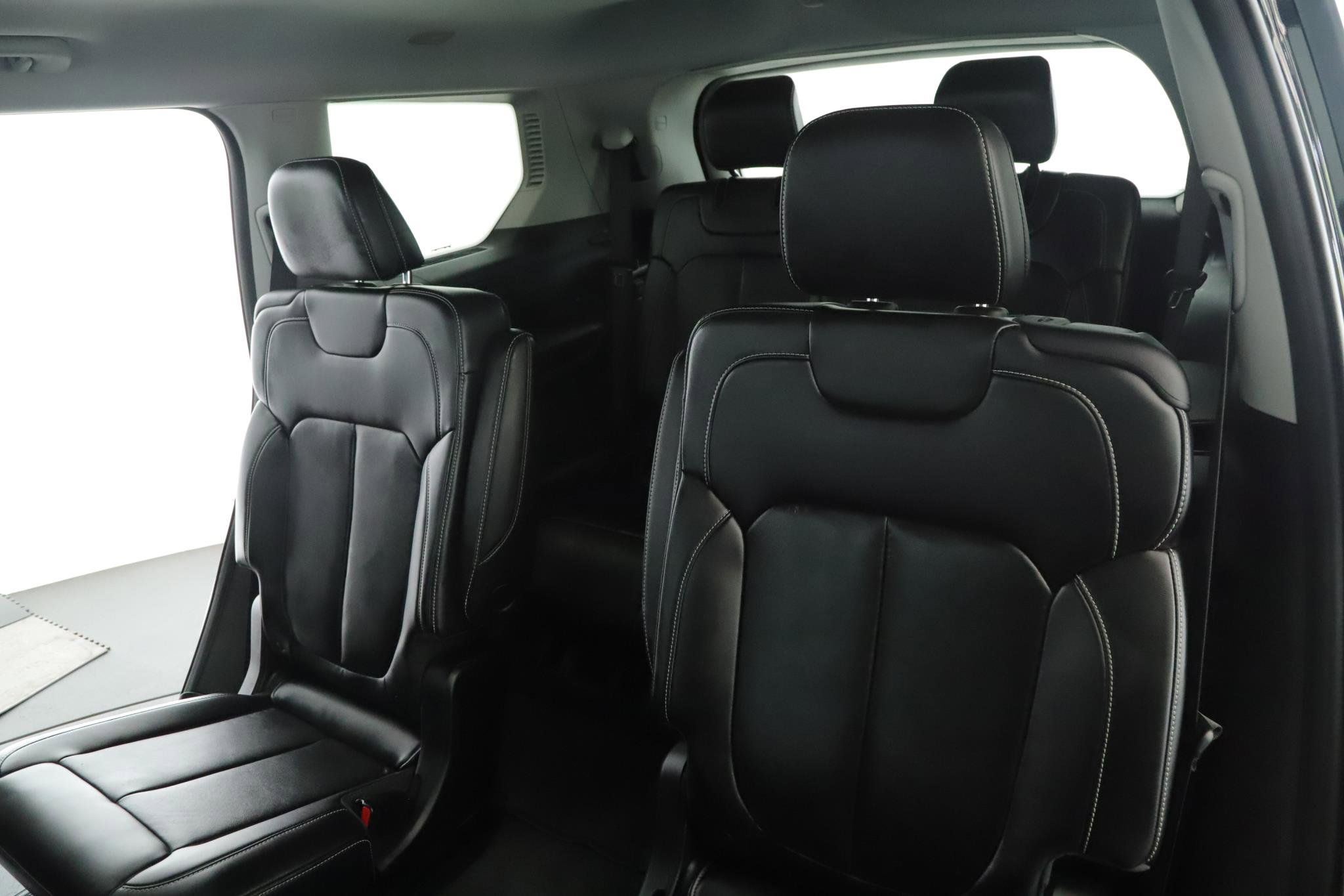 Used 2021 Jeep Grand Cherokee L Limited image 5