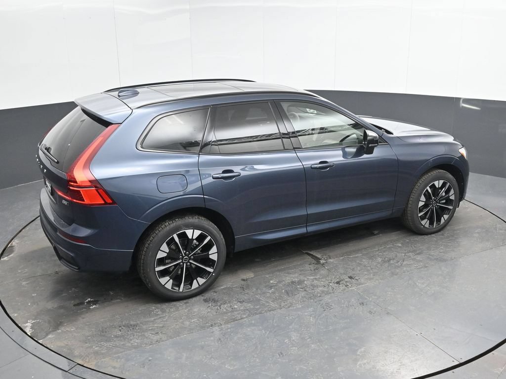 New 2026 Volvo XC60 B5 Plus w/ Climate Package AWD/4WD image 30