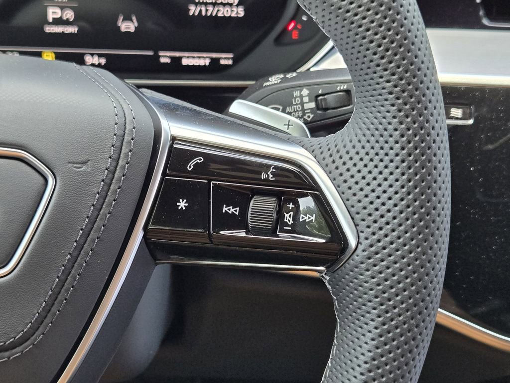 New 2025 Audi S8 image 32