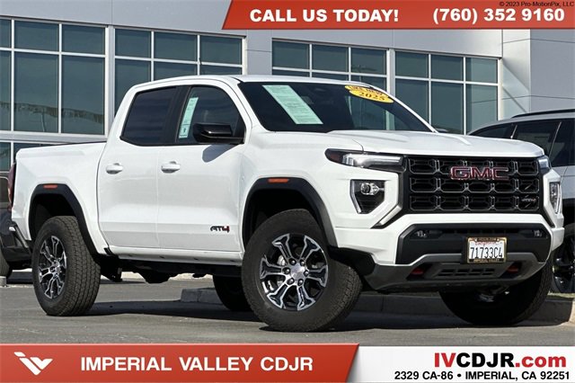 Used 2025 GMC Canyon AT4 image 1