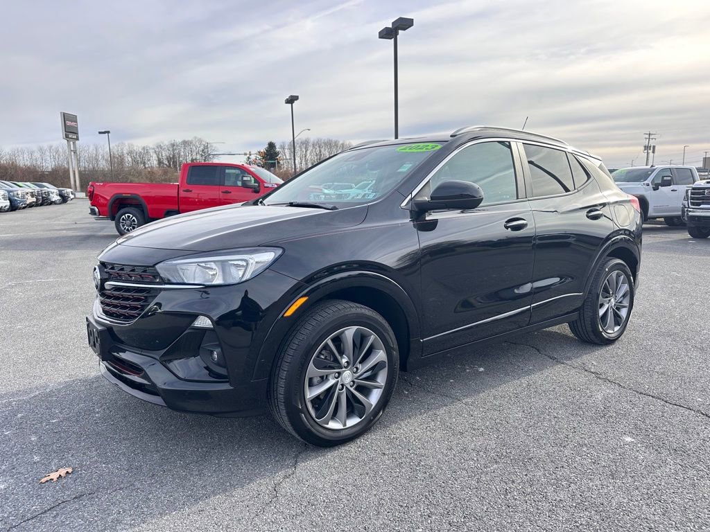 Certified 2023 Buick Encore GX Select w/ Sport Touring Package AWD/4WD image 2