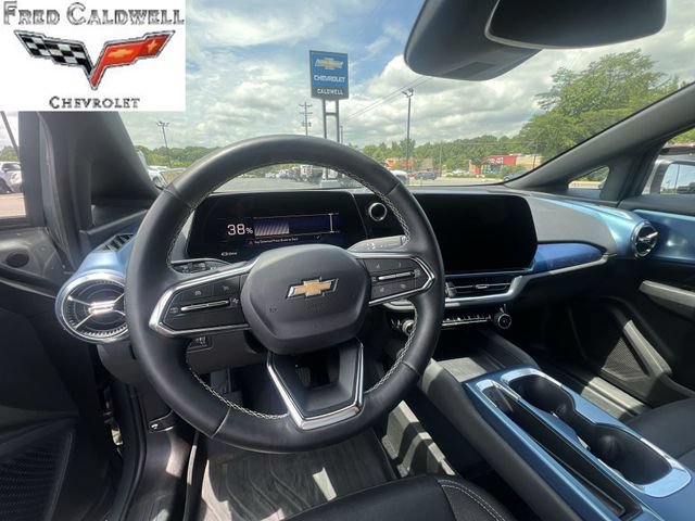 Used 2024 Chevrolet Equinox EV LT FWD image 16