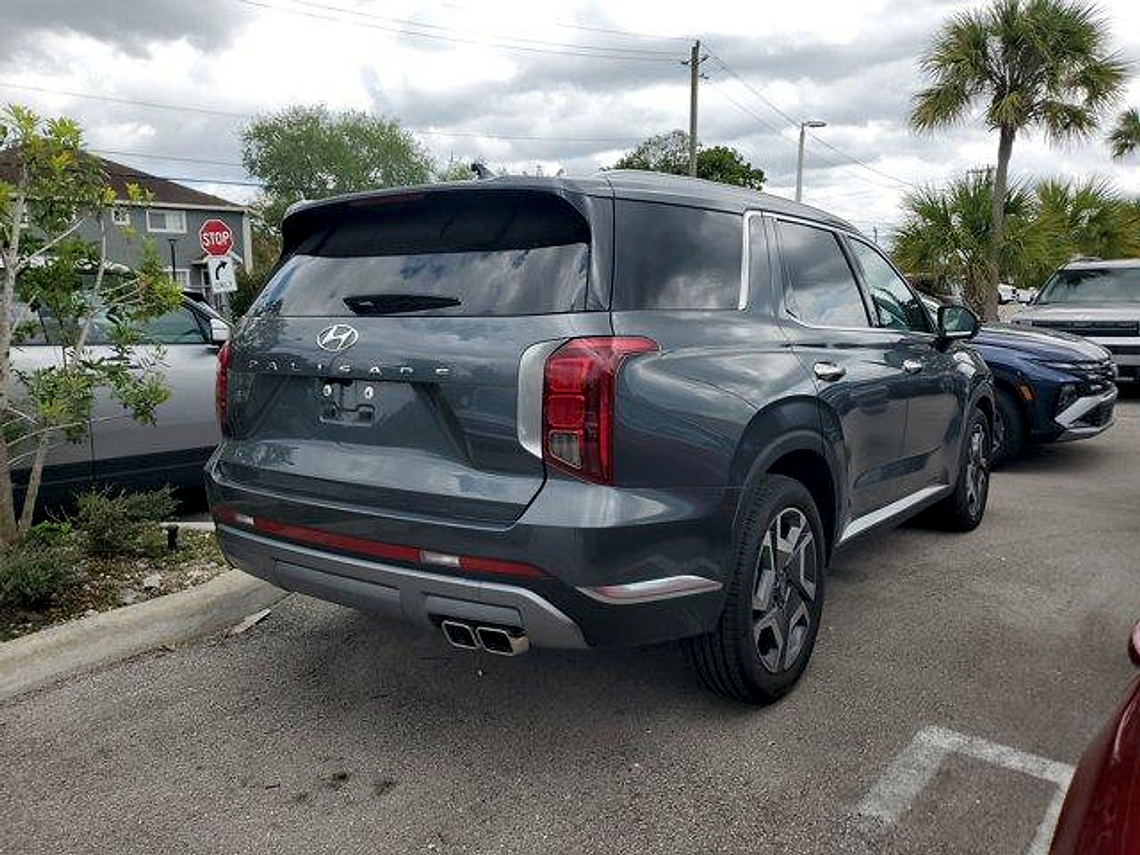 New 2024 Hyundai Palisade Limited FWD image 4