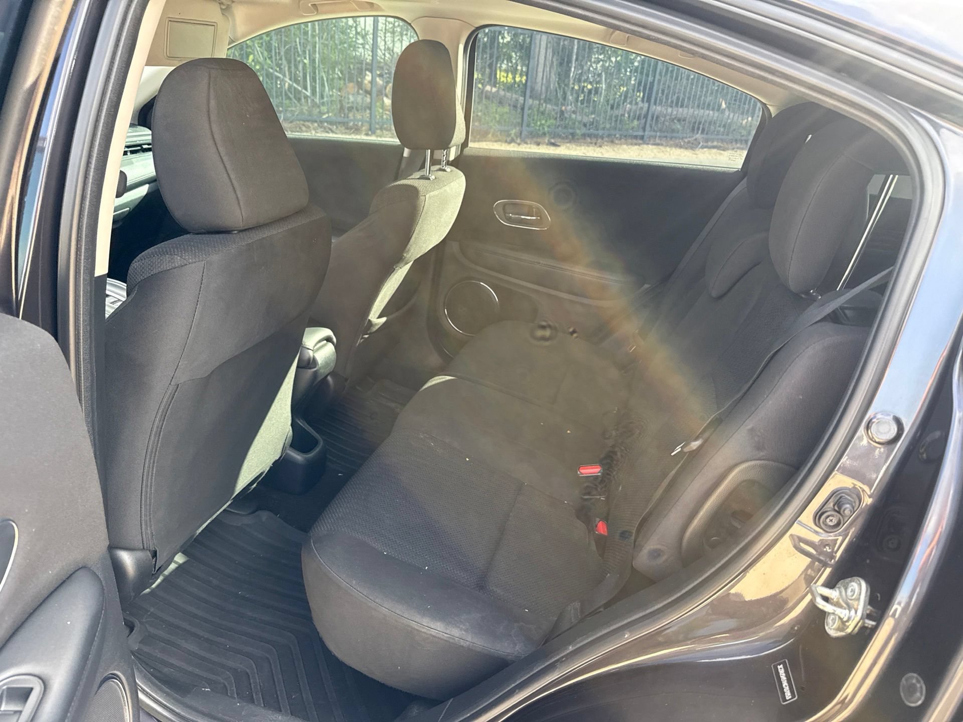 Used 2017 Honda HR-V EX image 10