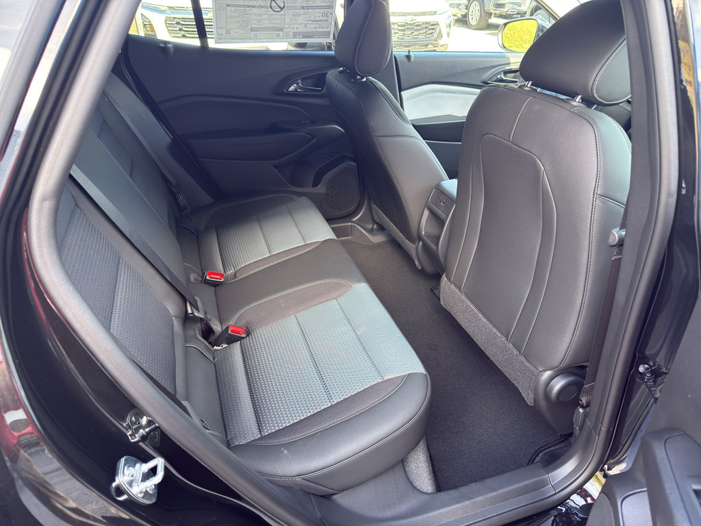 New 2026 Chevrolet Trax LT image 13