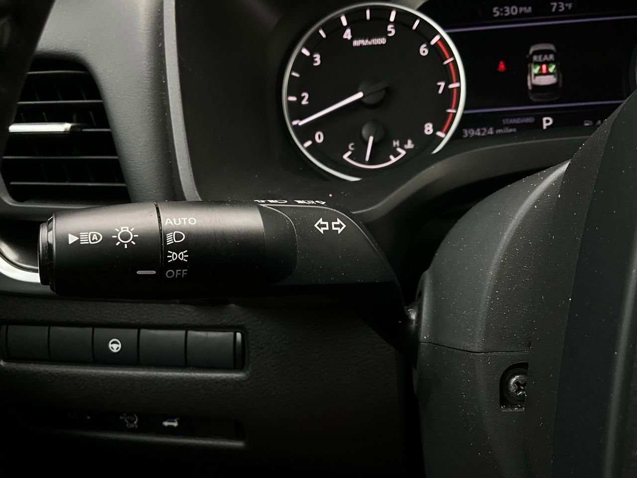 Used 2025 Nissan Rogue SV image 35