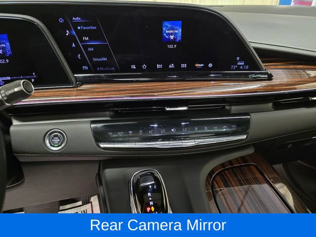 Used 2023 Cadillac Escalade Premium Luxury AWD/4WD image 21