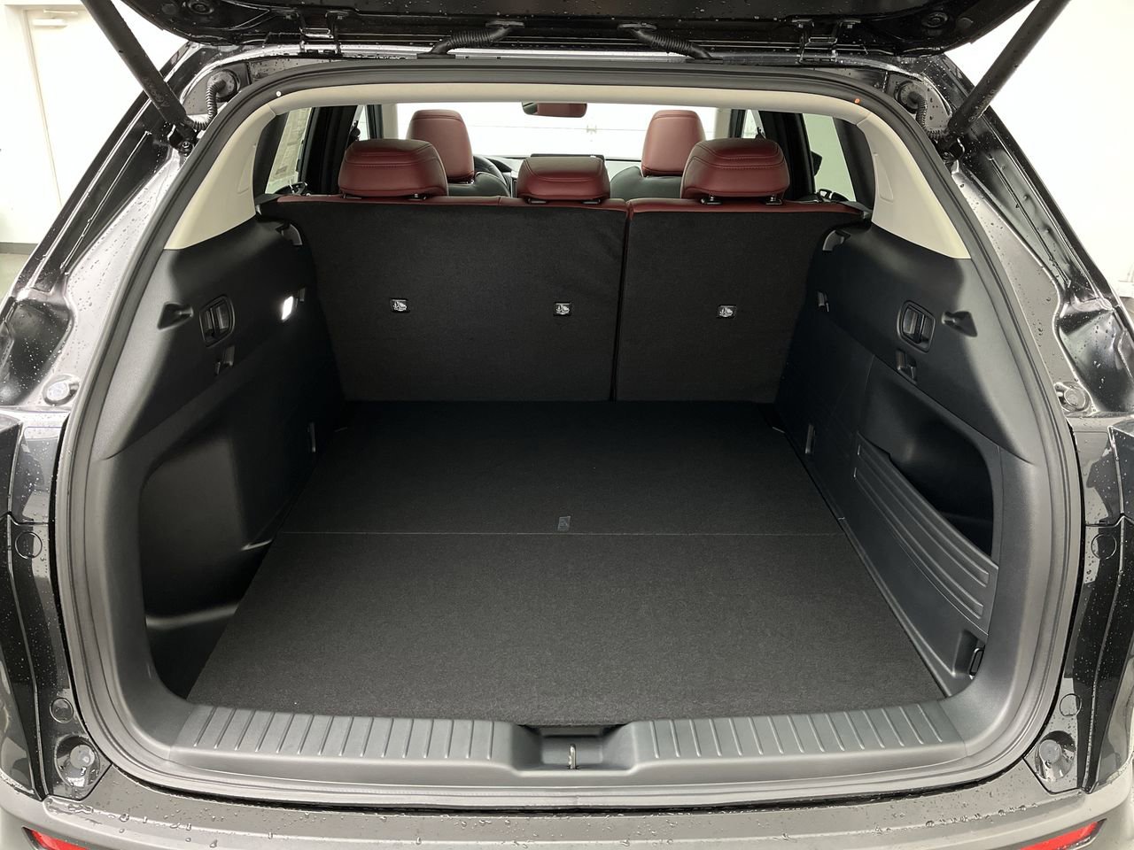 New 2026 MAZDA CX-50 AWD 2.5 Hybrid w/ Cargo Package image 29