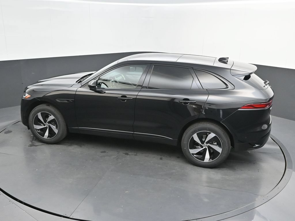 New 2026 Jaguar F-PACE R-Dynamic S AWD/4WD image 31