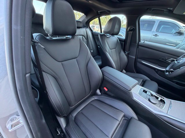 Used 2026 BMW 330i Sedan RWD image 34