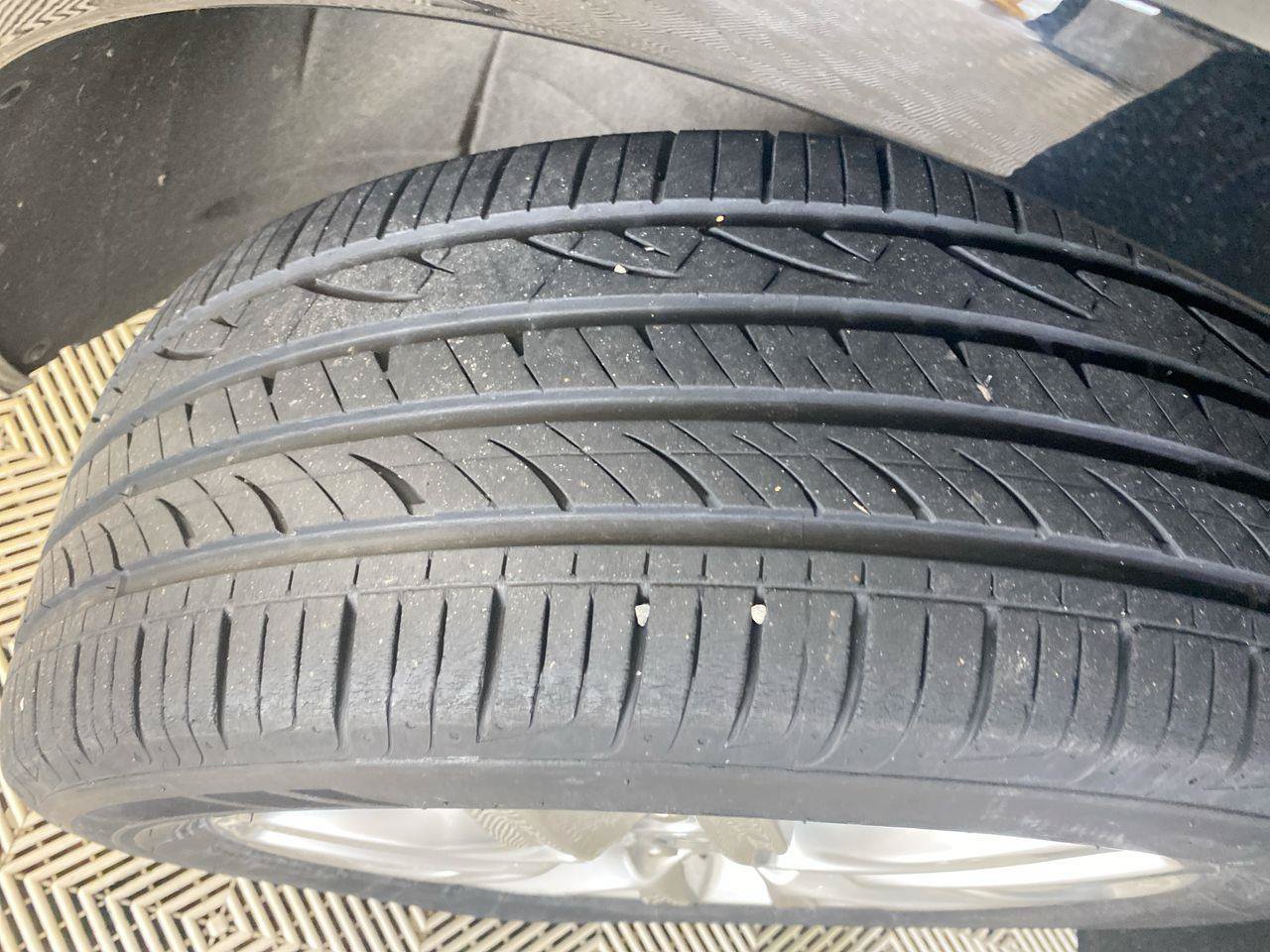 Certified 2020 Buick Envision Premium AWD/4WD image 11