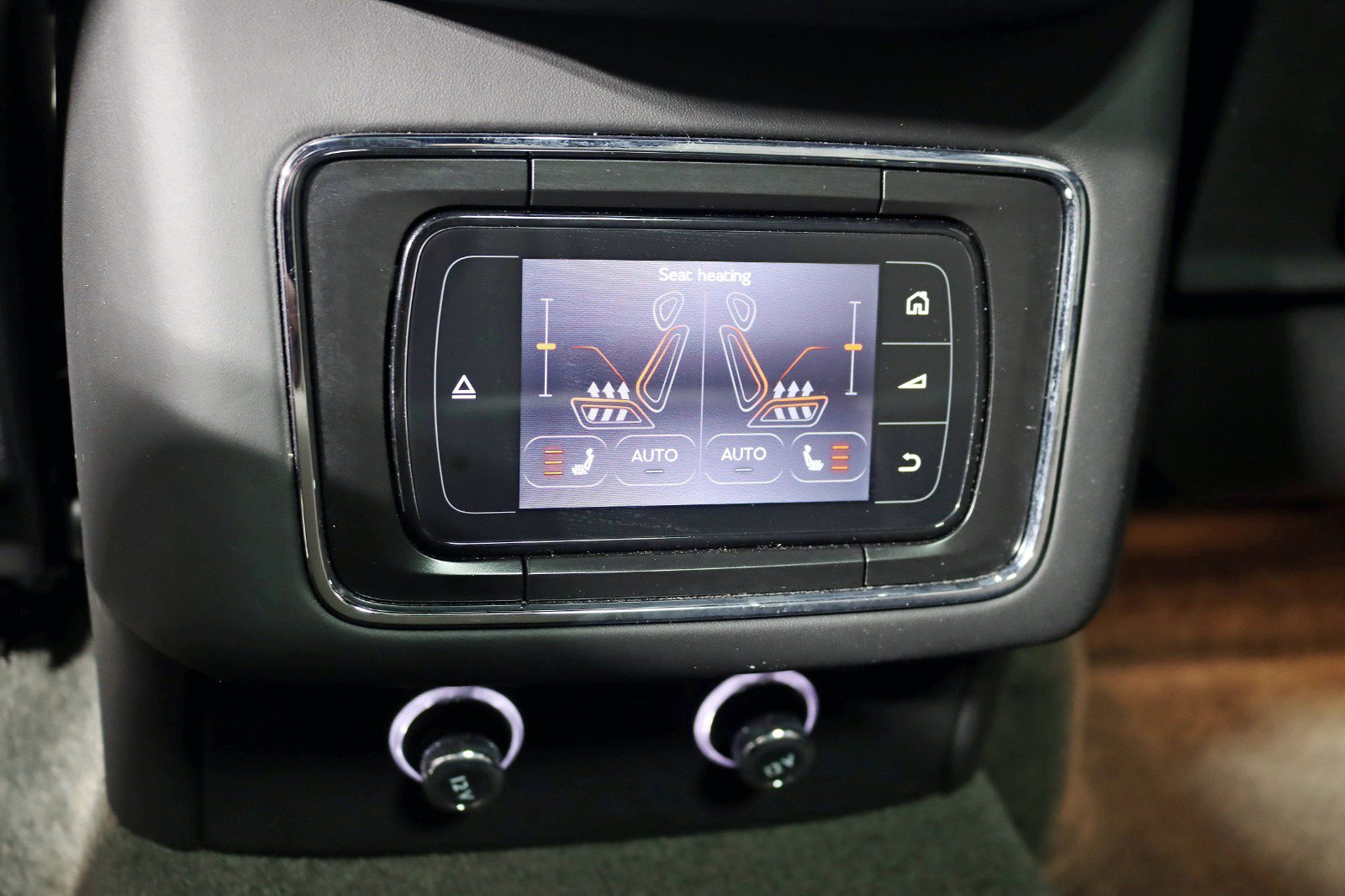 Used 2017 Bentley Bentayga image 31