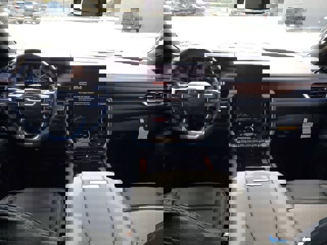 New 2026 GMC Yukon Denali image 12