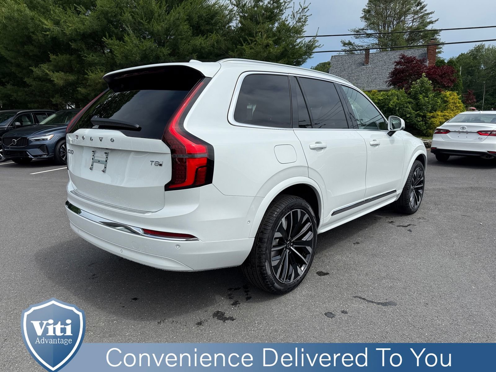 New 2026 Volvo XC90 T8 Plus image 8