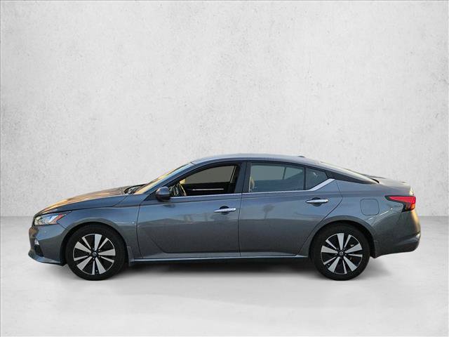 Used 2022 Nissan Altima 2.5 SV FWD image 4