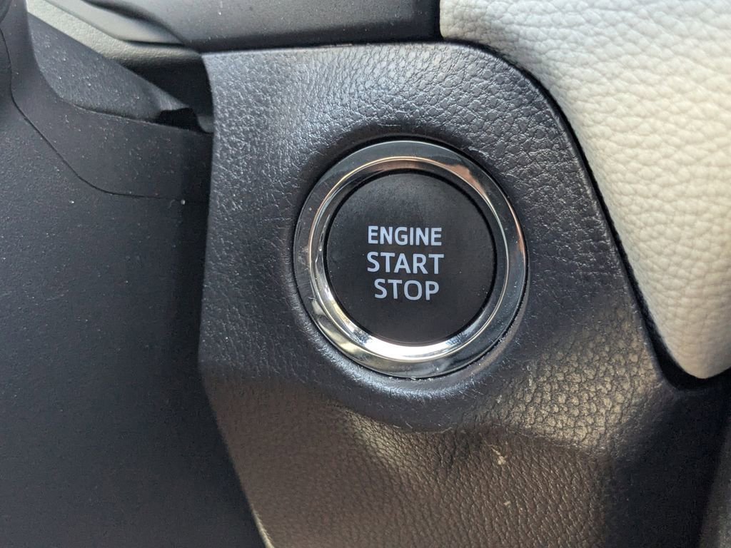 Used 2025 Toyota RAV4 XLE w/ Convenience Package image 22