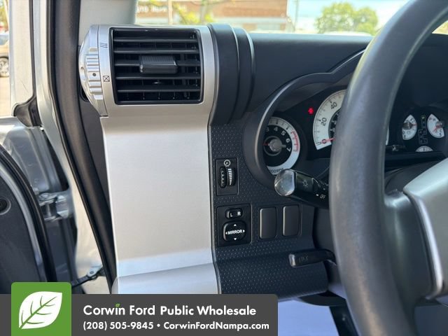 Used 2007 Toyota FJ Cruiser 4WD image 13