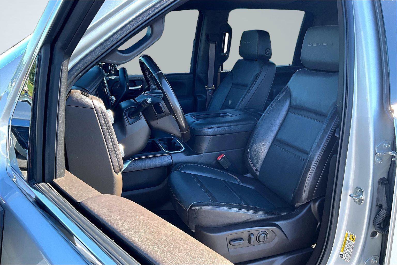 Used 2021 GMC Sierra 2500 Denali AWD/4WD image 25