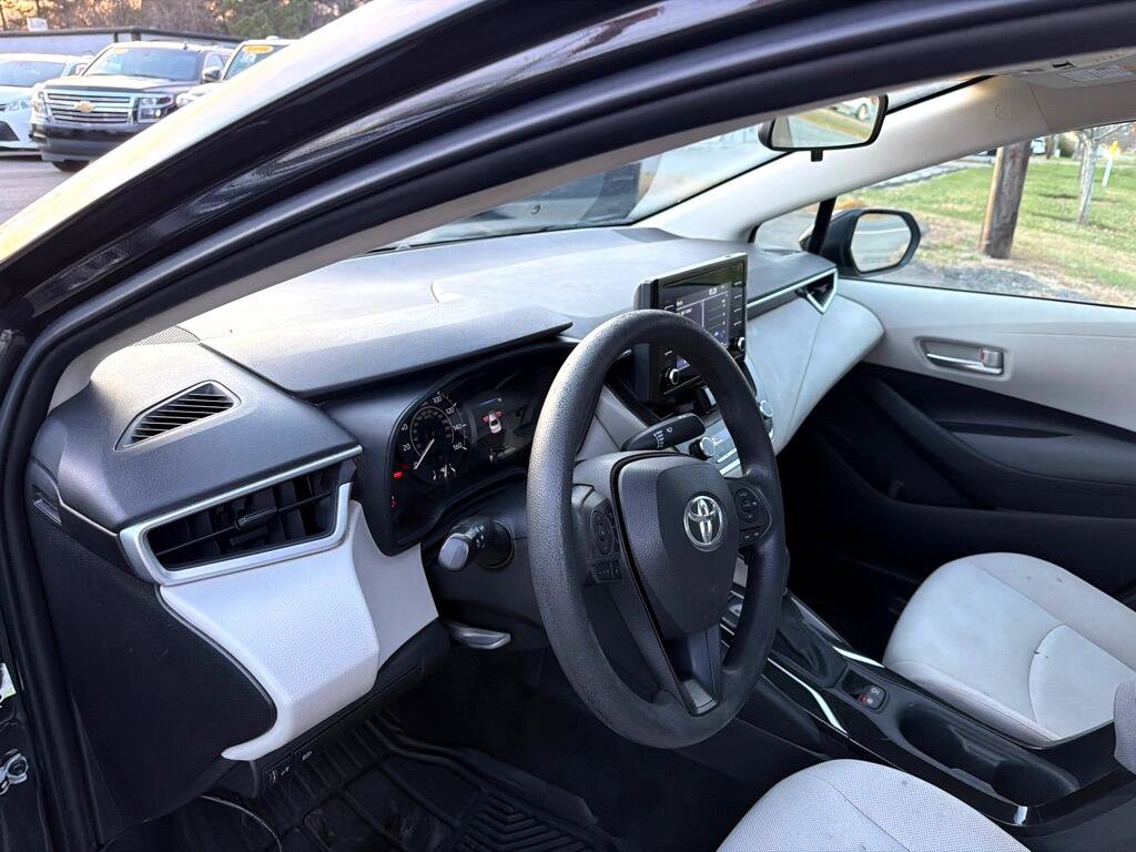 Used 2020 Toyota Corolla L w/ Phone Cable & Charge Package image 21