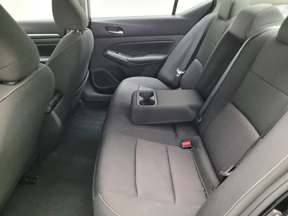 Used 2022 Nissan Altima 2.5 SV image 18