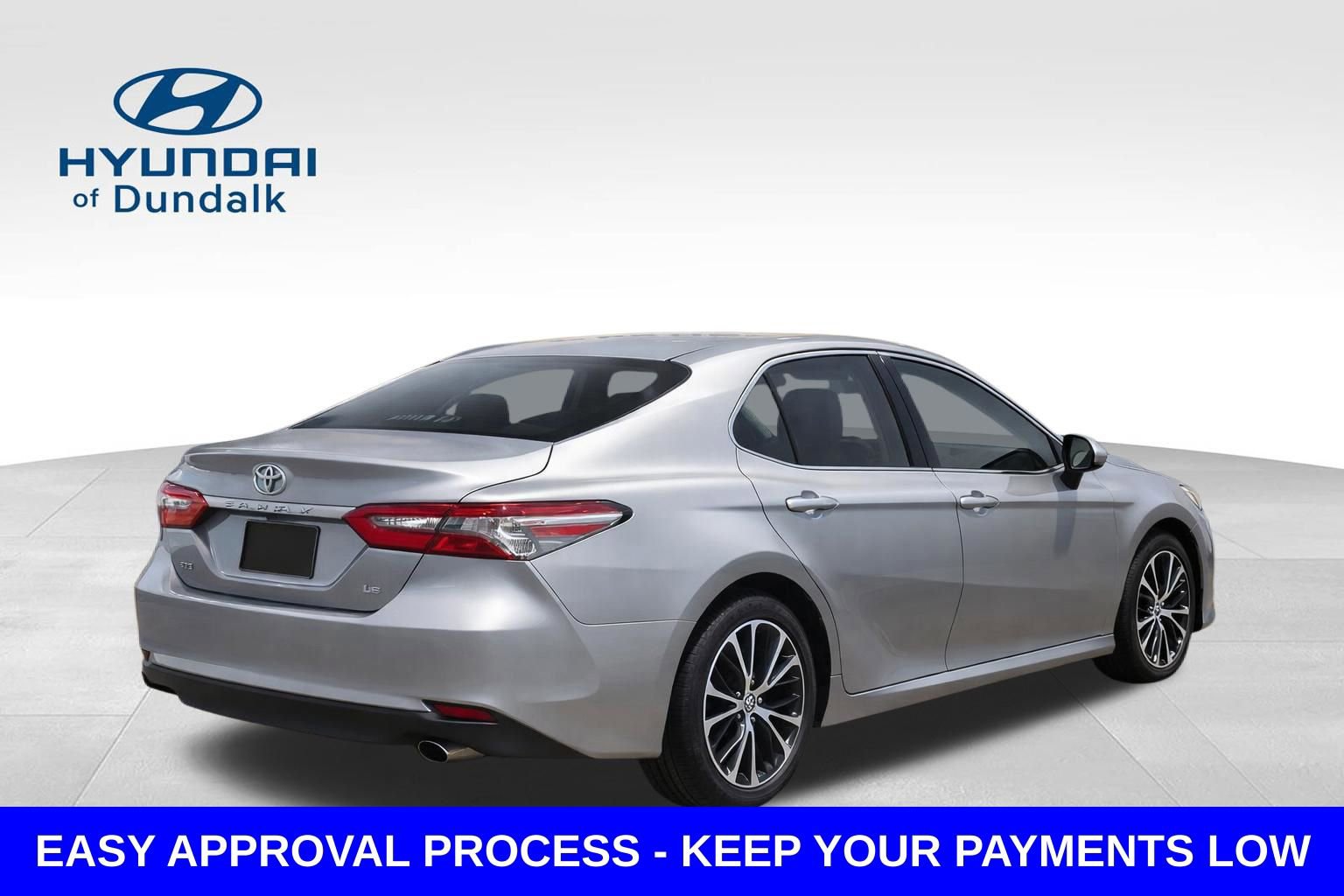 Used 2021 Toyota Camry LE FWD image 2