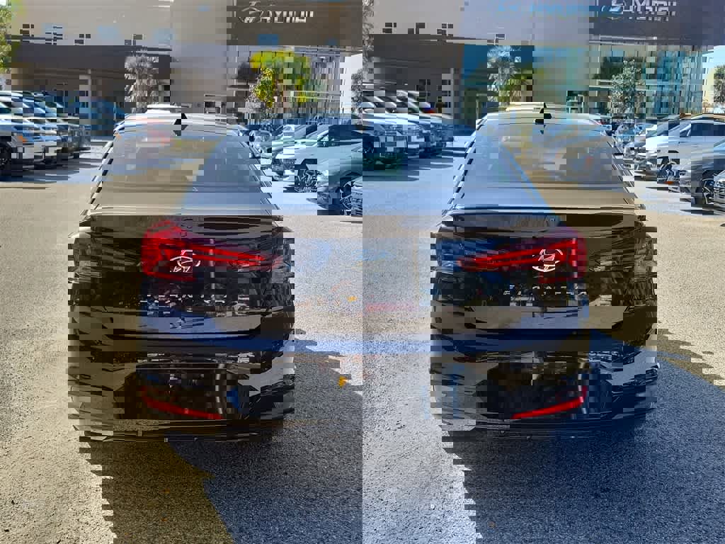 Used 2020 Hyundai Elantra Value Edition image 10