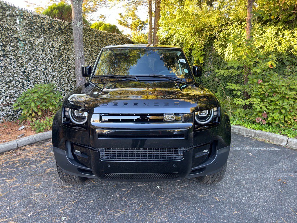 New 2026 Land Rover Defender 110 S image 2