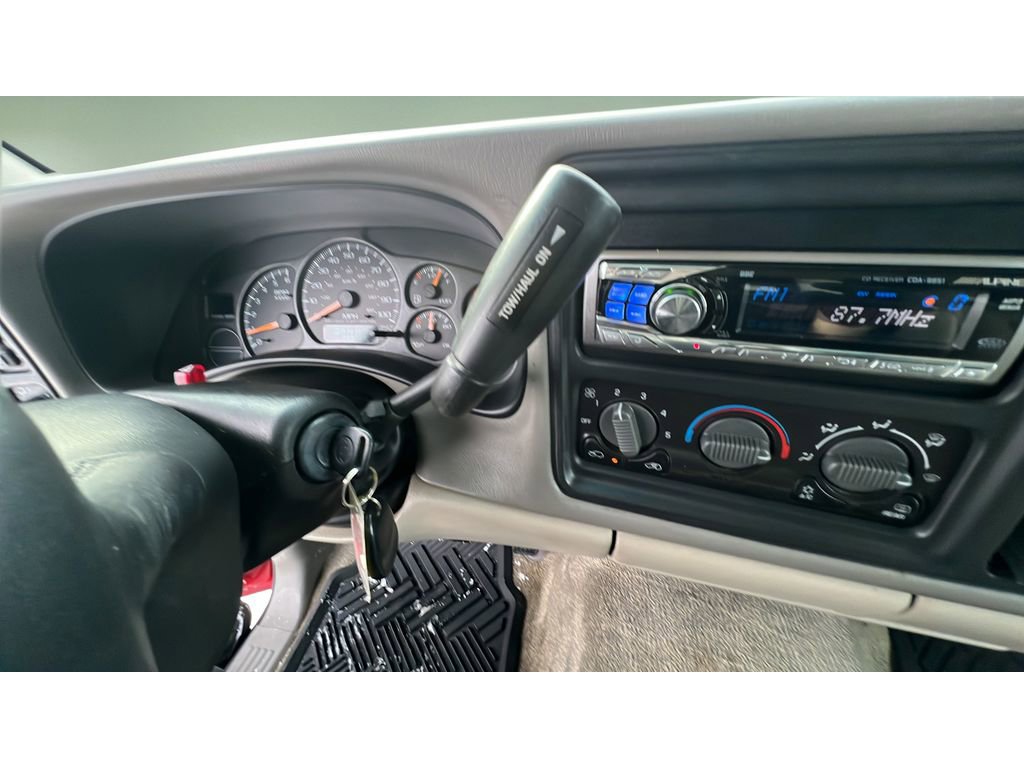 Used 2002 Chevrolet Tahoe LS w/ 3rd Row Seat Pkg image 20