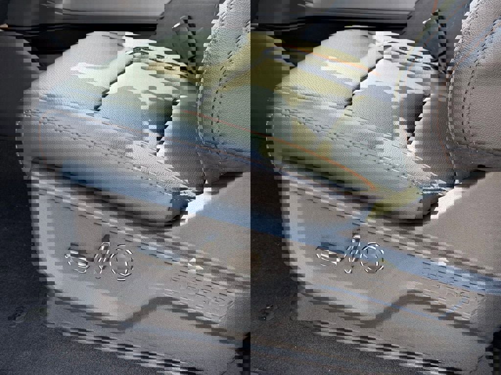 New 2026 Ford F150 Lariat w/ Equipment Group 502A High image 17