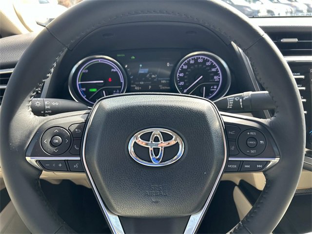 Used 2018 Toyota Camry XLE image 29