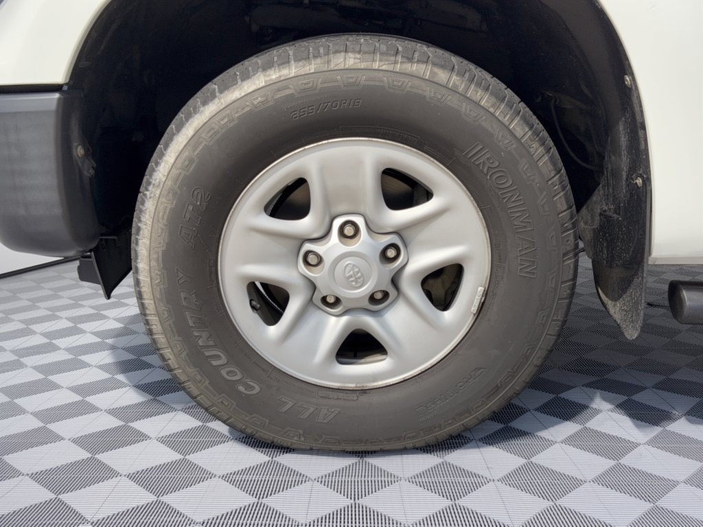 Used 2015 Toyota Tundra SR w/ Tow Package RWD image 13