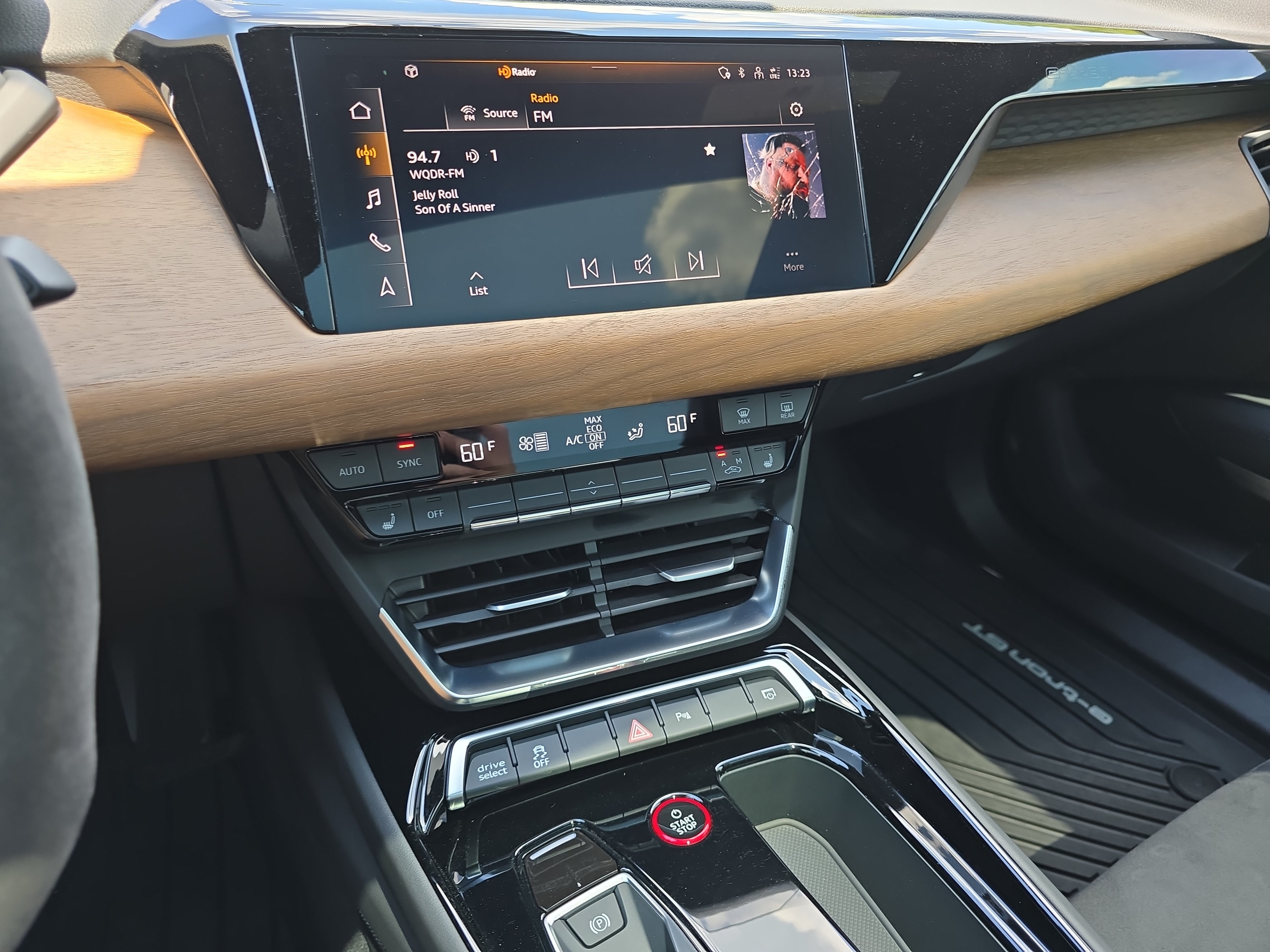 Used 2023 Audi e-tron GT Premium Plus w/ Executive Package AWD/4WD image 20