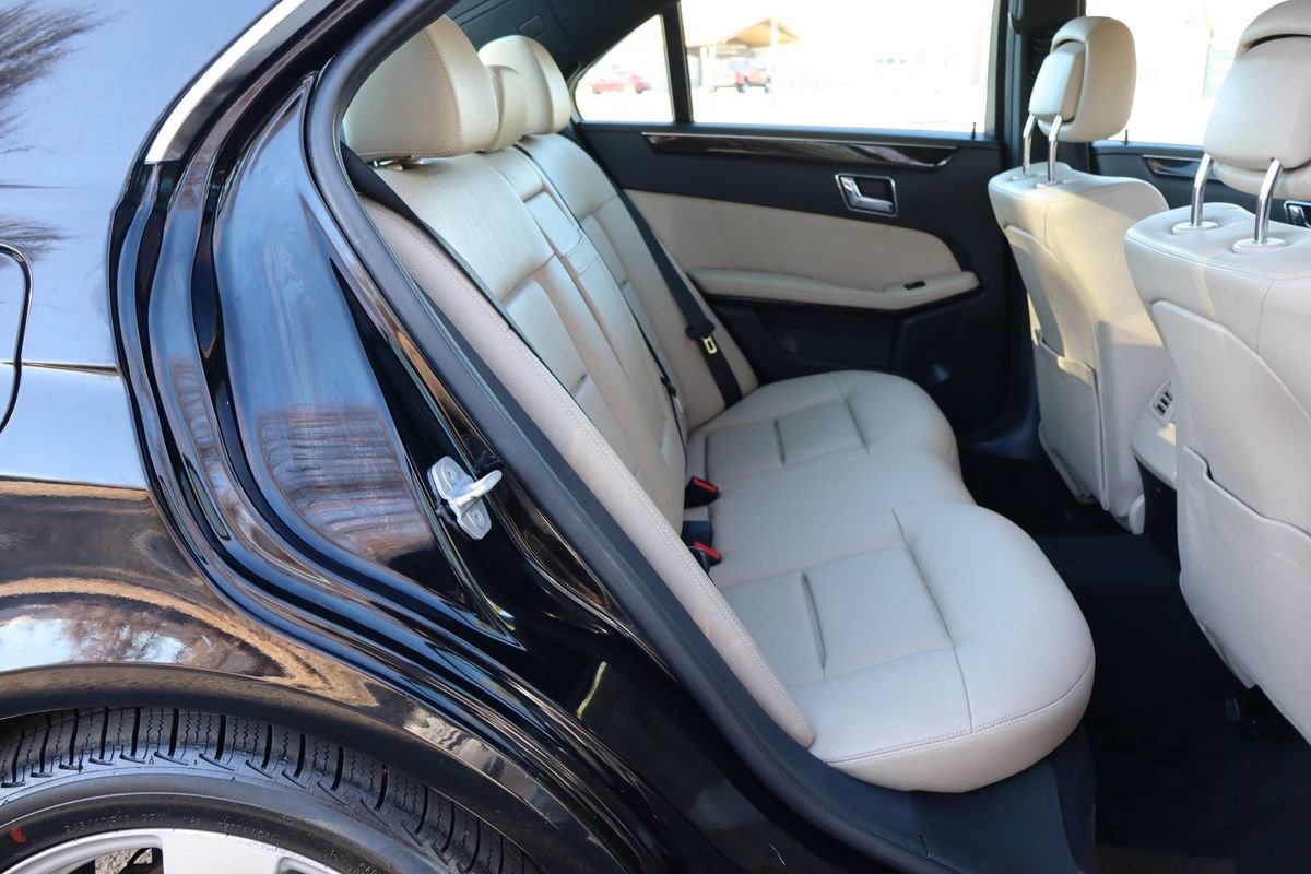 Used 2011 Mercedes-Benz E 350 4MATIC image 21