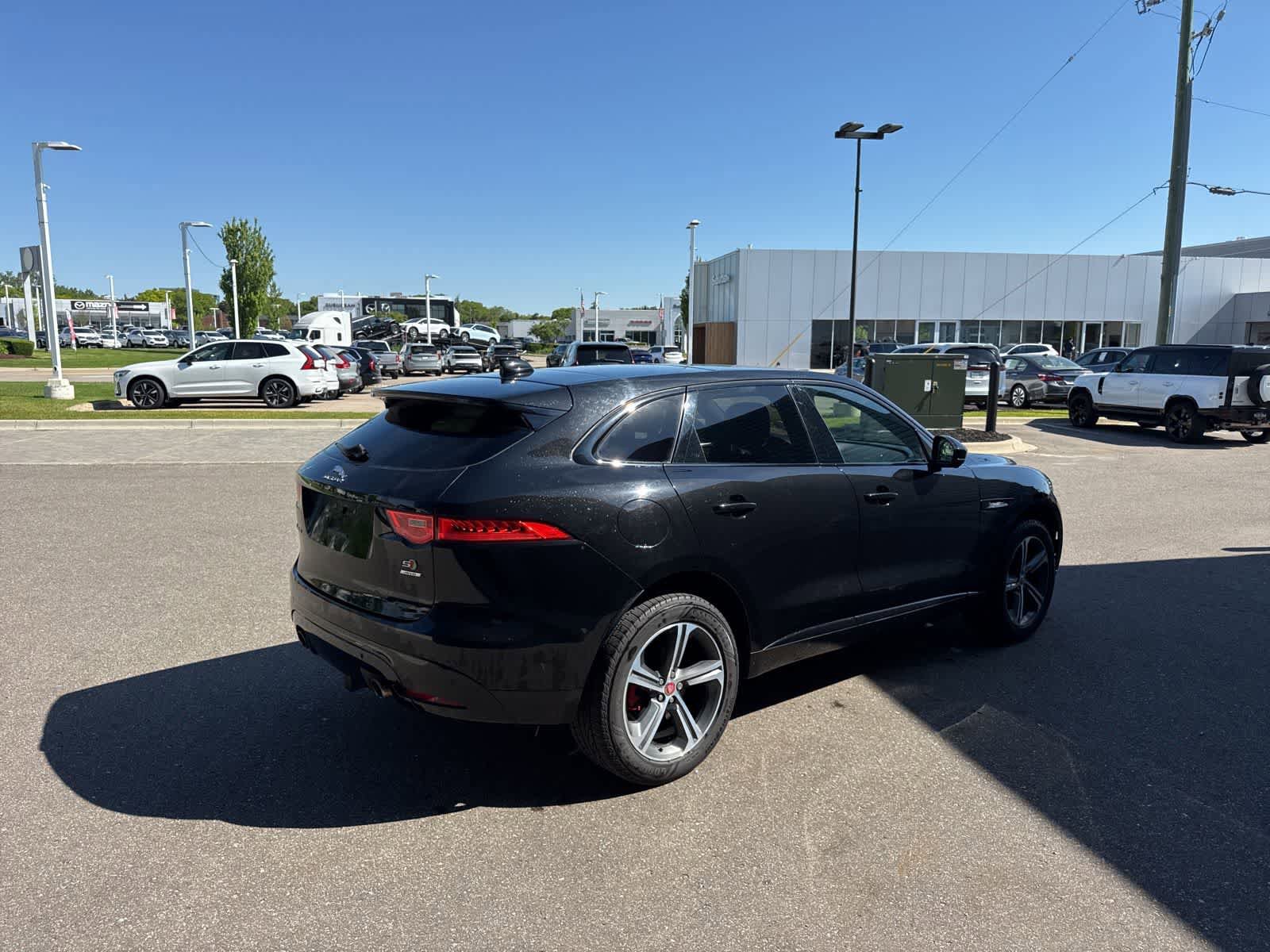 Used 2018 Jaguar F-PACE S AWD/4WD image 5