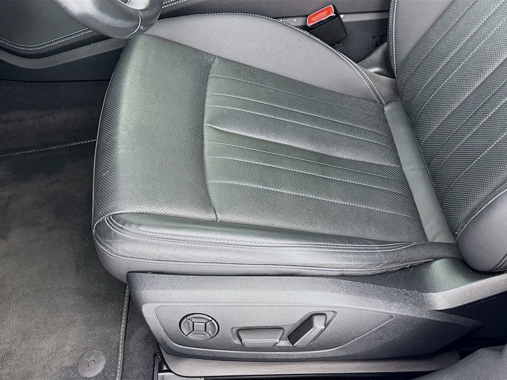 Used 2023 Audi A6 Premium Plus w/ Premium Plus Package image 13