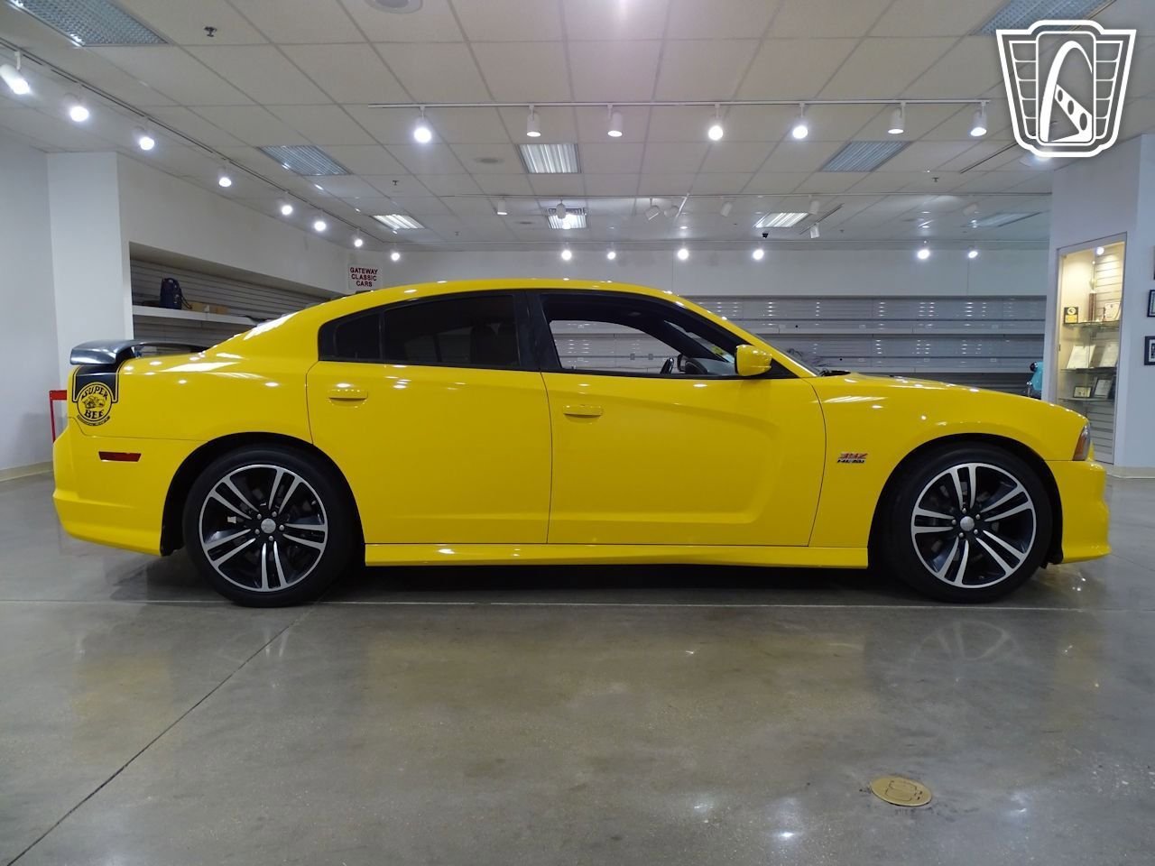 Used 2012 Dodge Charger SRT8 Super Bee w/ Driver Convenience Group II RWD image 19