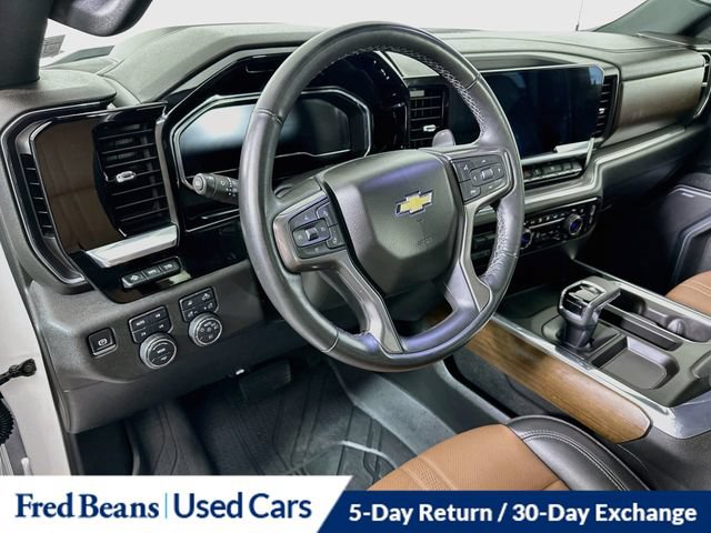 Certified 2024 Chevrolet Silverado 1500 High Country w/ High Country Premium Package AWD/4WD image 13